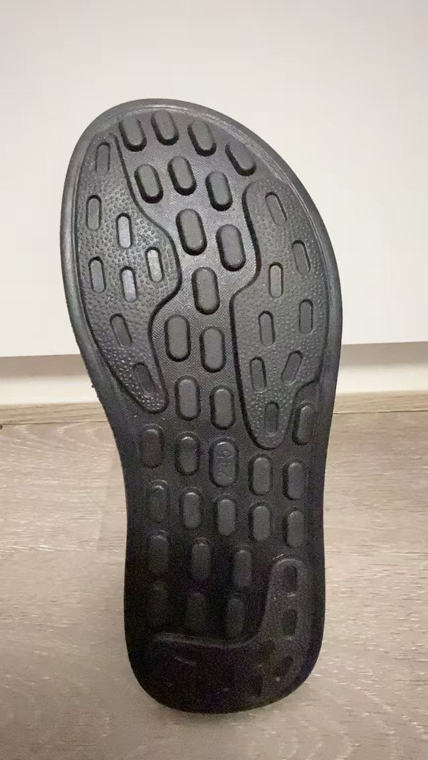 Gravitate Hi media 4